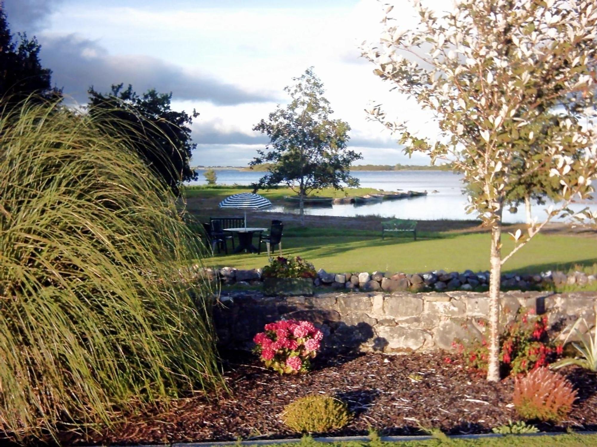 The Waterfront House Country Home Oughterard Dış mekan fotoğraf
